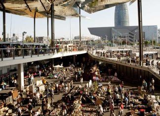 Mercados originales en Barcelona: Los Encantes y Sant Antoni Mercados originales en Barcelona: Els Encants y Sant Antoni