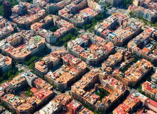 La historia del «ensanche» de Barcelona de Ildefonso Cerdá La historia del "ensanche" de Barcelona de Ildefonso Cerdá
