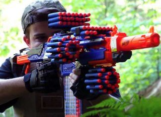 Jugar con pistolas Nerf al más estilo Fortnite en Barcelona